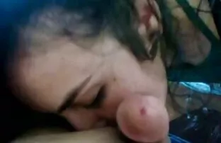 XXX با یک خال کوبی در عکس سکسي الکسيس پشت سرخ کردن سیب زمینی سرخ کرده با دو رنگ سیاه فشار دهید