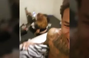 XXX ماساژور کاملاً فیلم سوپرسکسی الکسیس تگزاس مشتری را لعنتی کرد