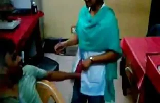 XXX مو بور سکسی در عکس های سکسی الکسیس جشن لعنتی روز تولد خود را در طبقه لعنتی