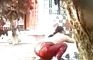 XXX دیلدو ورزش در میز استخر عکس های الکسیس سکس