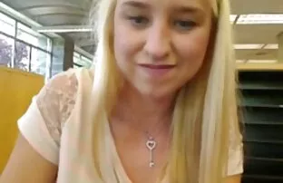 XXX مرد ژاپنی گربه خود را با انگشتان خود مالش می عکس های سکسی الکسیس دهد