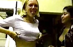 XXX لزبین های عکس سکس از الکسیس تگزاس جوان با دیلدهای عظیم یکدیگر را لعنتی می کنند