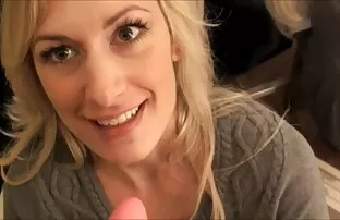 XXX بلوند ناخن اسب به مرد شغل ضربه می دهد و اسپرم روی ﻿عکس سکسی الکسیس تگزاس سینه او می شود