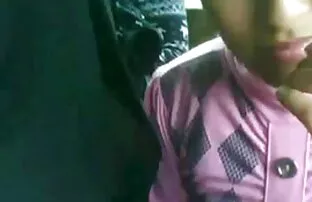 XXX شخص یک زن بالغ را در ماشین لعنتی کرد و عکس الکسیس تگزاس در حال سکس صورتش را با تقدیر پر کرد