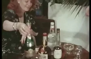 XXX یکی از دوستان در حال بدرقه یک بلوند آبدار در بوته های عکس های سکسی الکسیس تگزاس دهانش بود