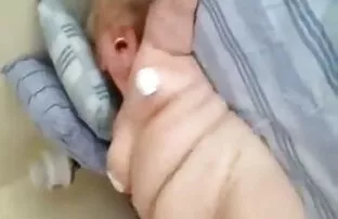 XXX یک زن چاق با عكس هاي سكسي الكسيس مشاعره بزرگ روی نیمکت هل می داد