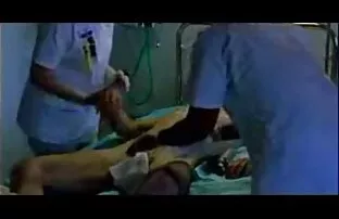 XXX این روانشناس با یک ضربه عمیق به مشتری اطمینان داد و او را روی گونه چاقو عکس سکسی از الکسیس تگزاس زد