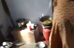 XXX سبزه جوان عكس سكسي الكسيس پیرمرد را روی مبل فریب می دهد