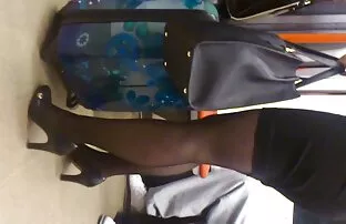 XXX او یک مشتری نامطبوع عكس سكس الكسيس را ماساژ داد و او را در دهان لعنتی