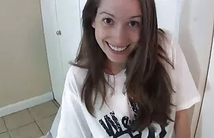 XXX لیبرتین آلت تناسلی پسرش را عکس سکسي الکسيس با بزاق و گلو عمیق خیس کرد و او را به ارگاسم آورد