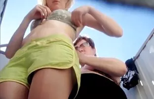 XXX نوک پستان عکس های سکسیالکسیس در اتاق نشیمن جلوی دوربین جلوی دوربین می لرزد