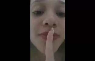 XXX این دختر باریک ترتیب قرار دادن نفوذ مضاعف با اسباب بازی عکس سکسی از الکسیس تگزاس های جنسی را داشت