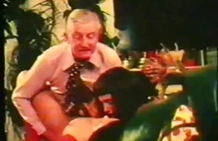 XXX دو توریست که در ساحل در حال استراحت هستند و گپ تصویری دانلود عکس سکسی الکسیس تگزاس دارند