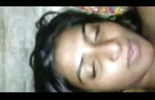 XXX Petite Filipina الاغ عكس هاي سكسي الكسيس خود را دراز می کند و دیک را استمنا می کند