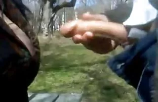 XXX یک ژیمناست عکسسکسی الکسیس تگزاس سینه کوچک ماندا را به صندلی حصیری سوق می دهد