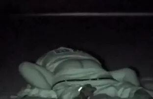 XXX عروس خانم از طریق باز شدن جوراب شلواری ، یک زن ژاپنی شلوغ را وارد واژن می کند عكس كس الكسيس