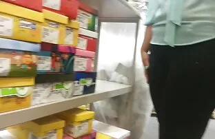 XXX ورزش ها سبزه را نگه می عکس های الکسیس سکسی دارد ، زیرا مردش در حمام گربه می کند