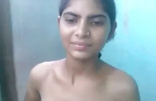 XXX قبل از ورود پسر ، یک داوالکای پهن با عكس كس الكسيس یک اسباب بازی جنسی ارتباط برقرار می کند