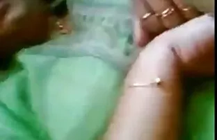 XXX دو خانم معشوقه در سبزه جوراب ساق بلند خود تصاویرسکسی الکسیس تگزاس را به سبزه ازدواج کردند و صورت او را با تقدیر پر کردند