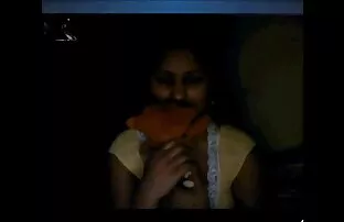 XXX بلوند داغ با لباس زیر صورتی با دوست خال کوبی عکس های الکسیس سکسی ملاقات می کند